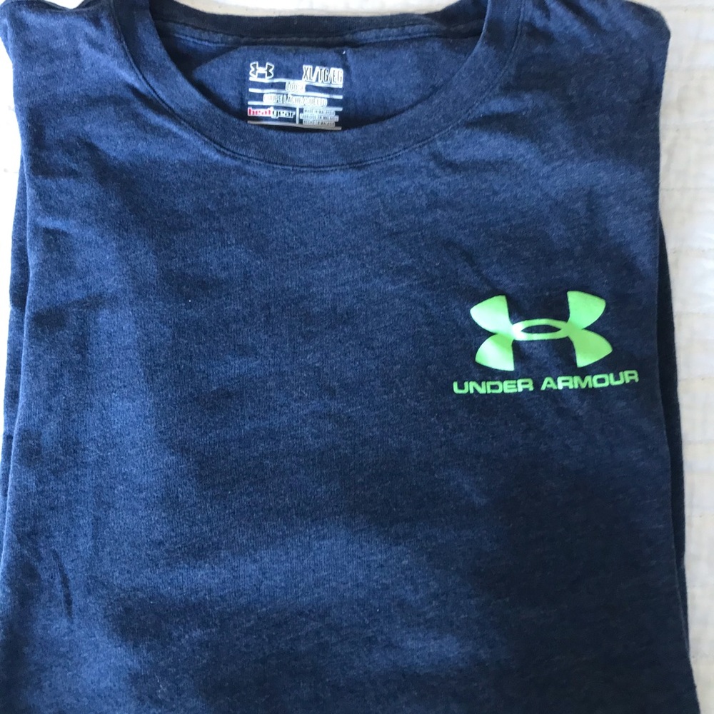 Under Armor men’s XL tee shirt